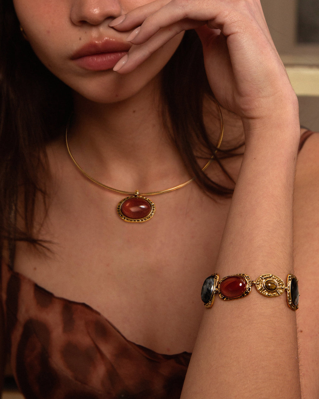 Venus Collar Necklace & Athena Bracelet Set in Gold en route jewellery
