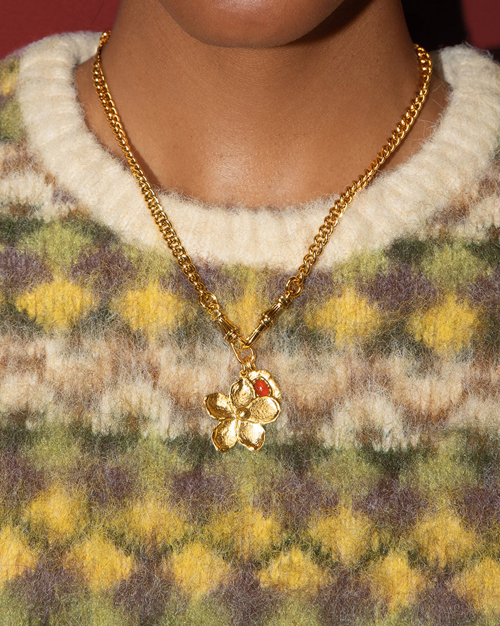 Textured Floral Pendant in Gold en route jewellery