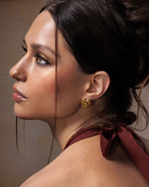 Belted Heart Stud Earrings en route jewellery