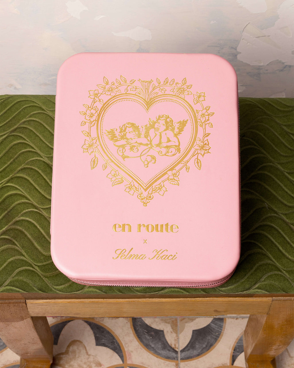 Isola Heart Jewelry Box in Pink en route jewellery