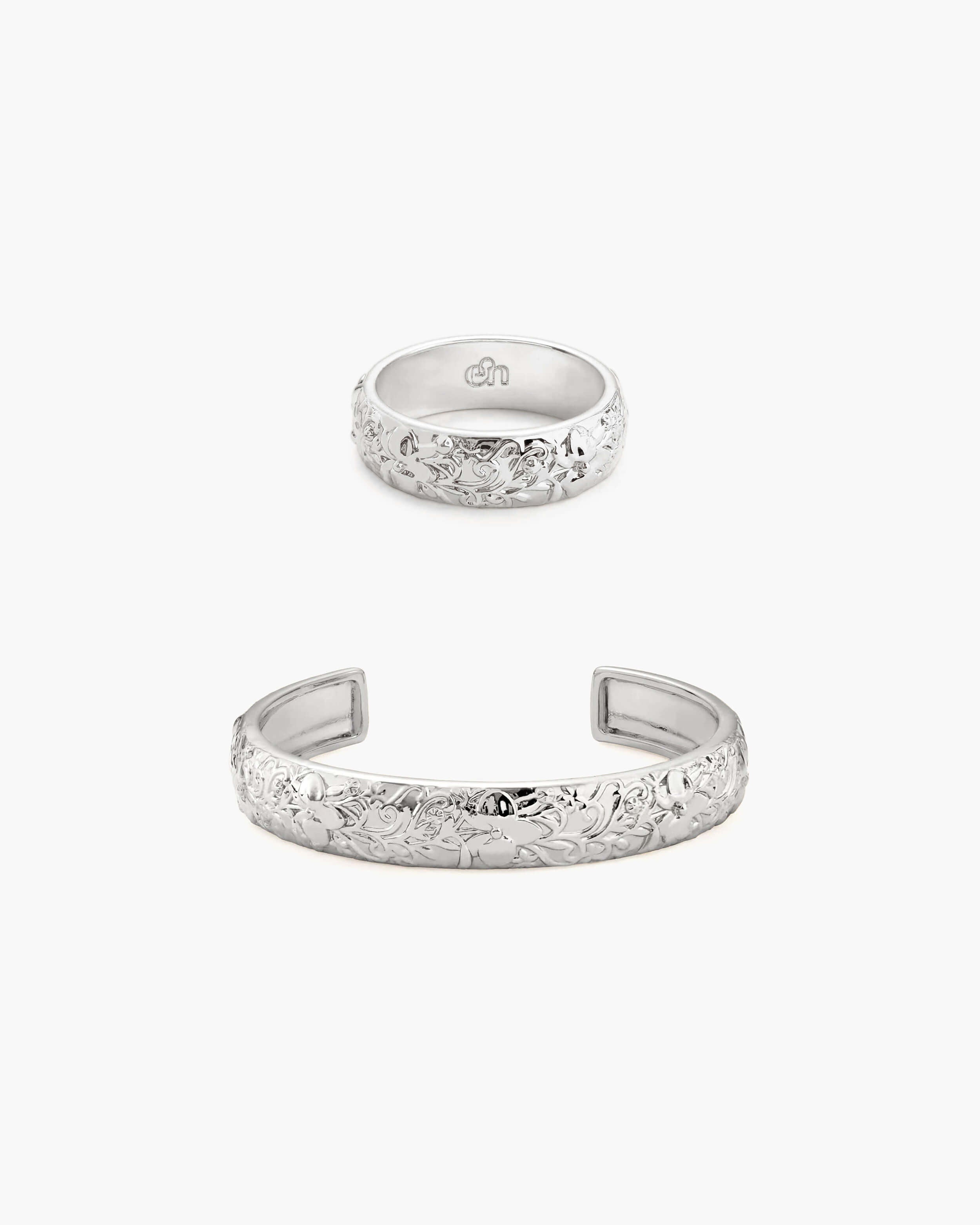 Serenade of Orchid Set in Silver en route jewellery