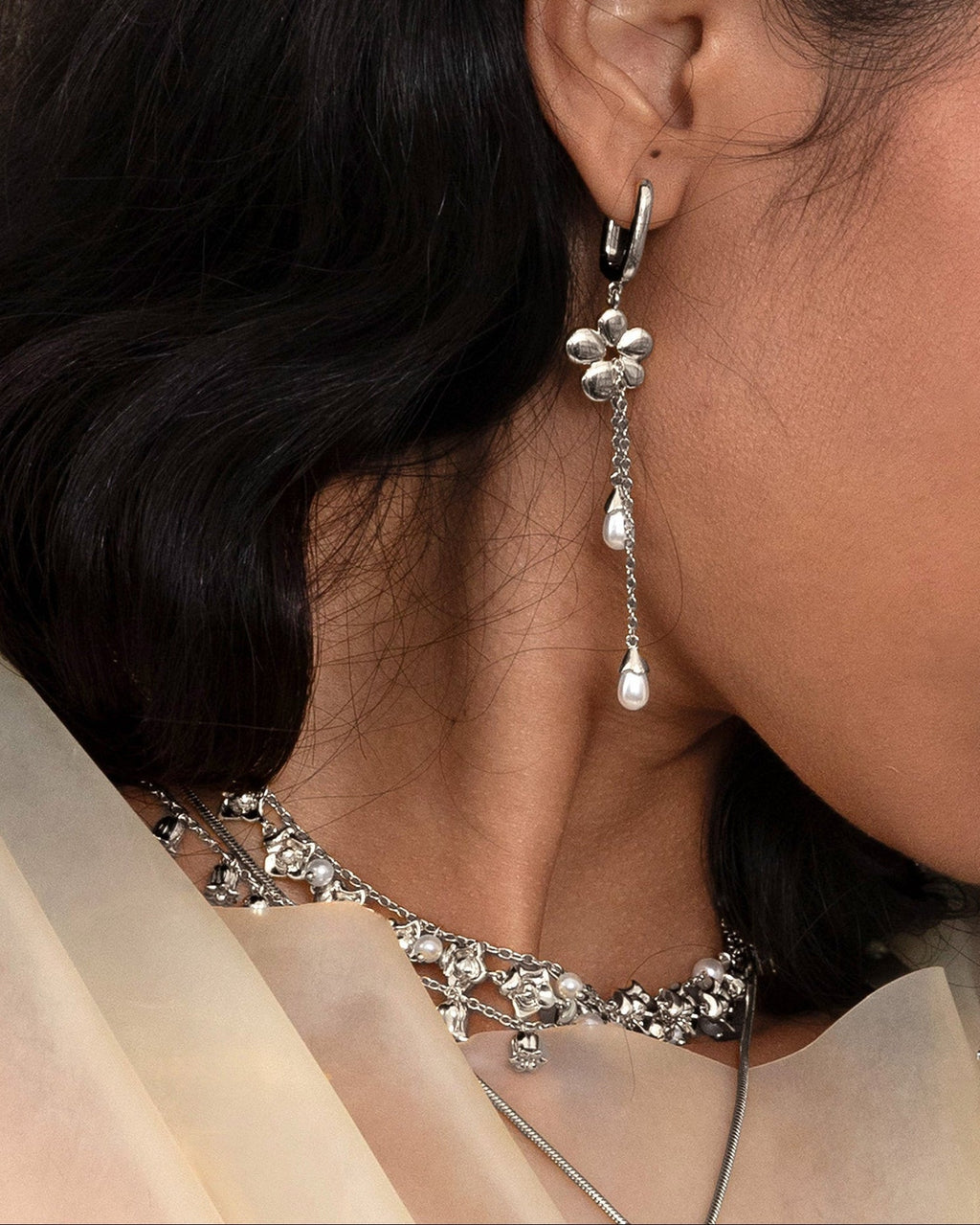 Camille Flower Drop Earrings in Silver en route jewellery