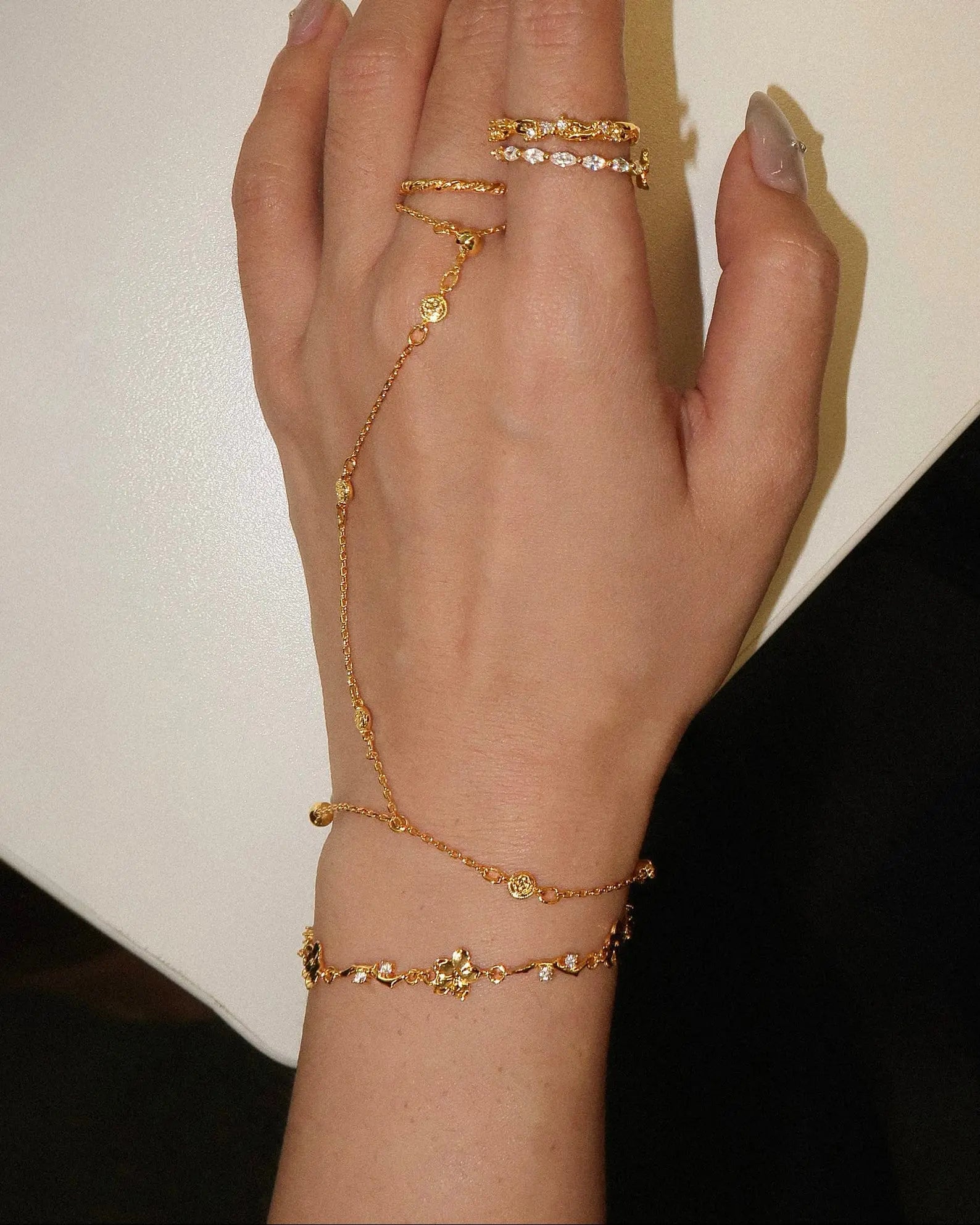 Ivy Floral Bracelet en route jewellery