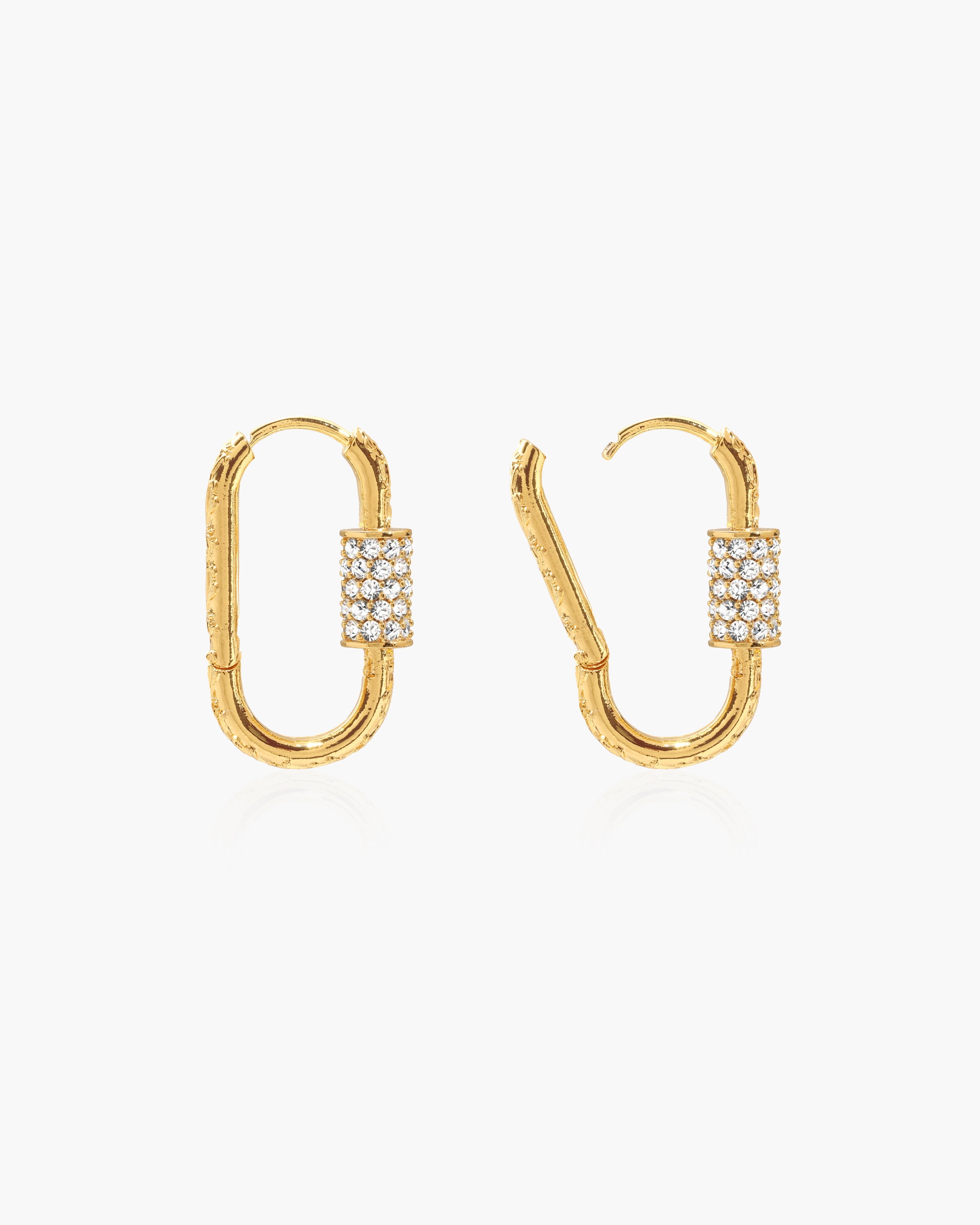 Eden Carabiner Huggie Earrings in Gold en route jewellery
