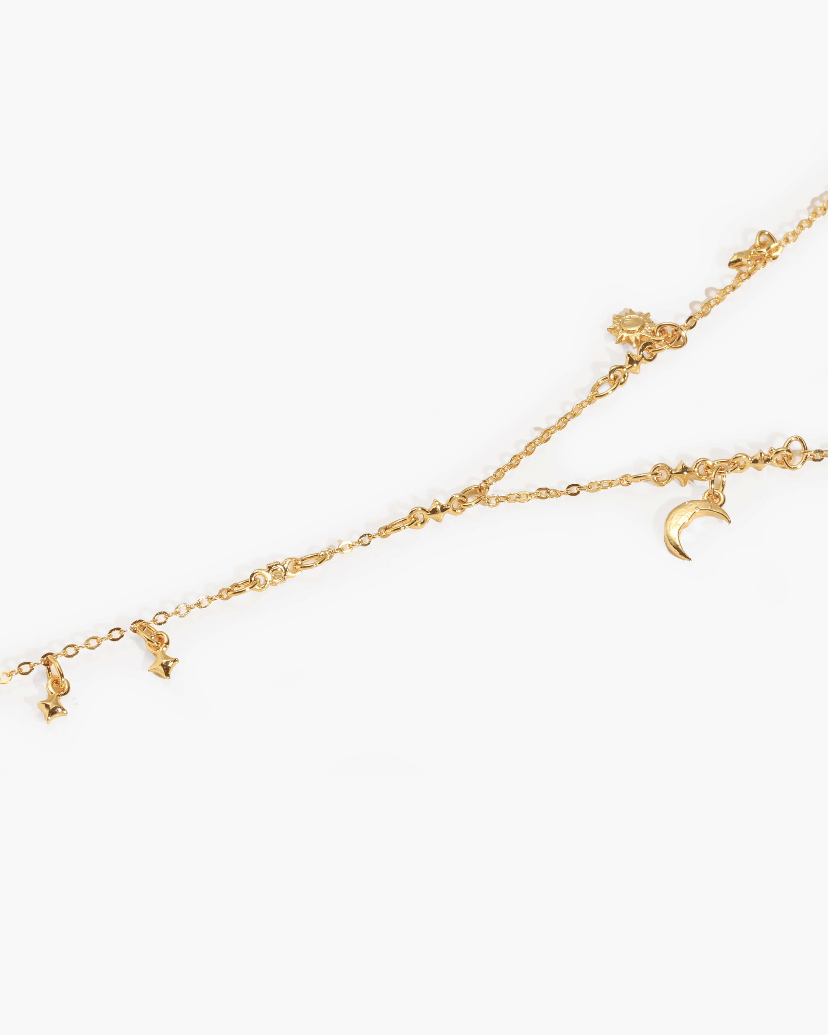 Lyra Hand Chain Bracelet en route jewellery