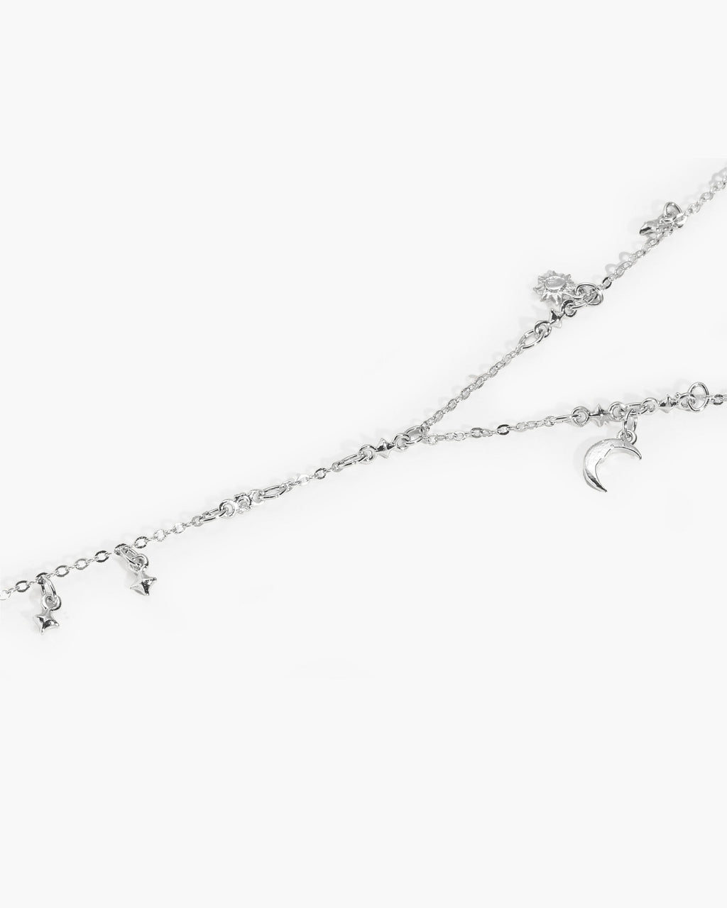 Lyra Hand Chain Bracelet in Silver en route jewellery
