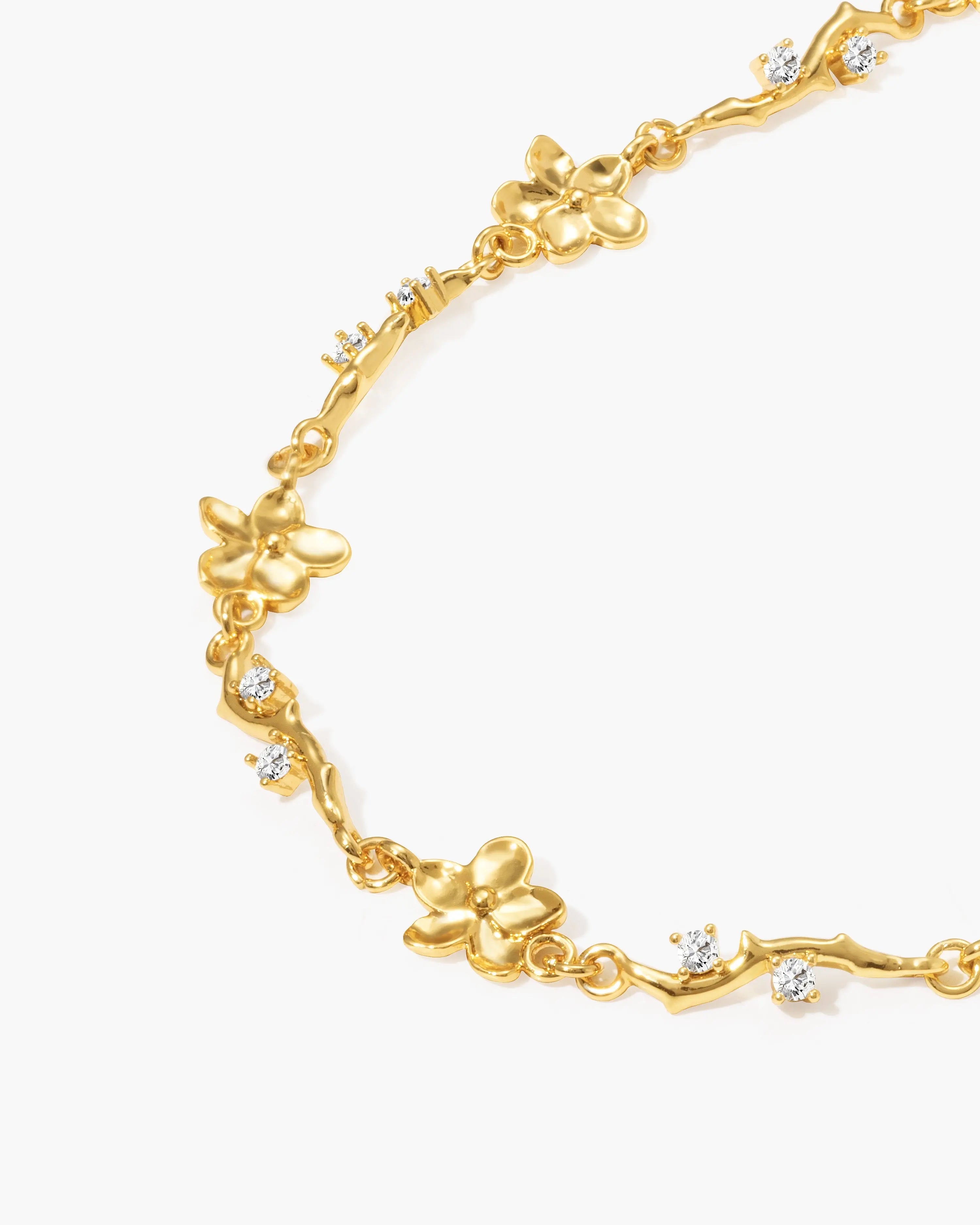 Ivy Floral Bracelet en route jewellery