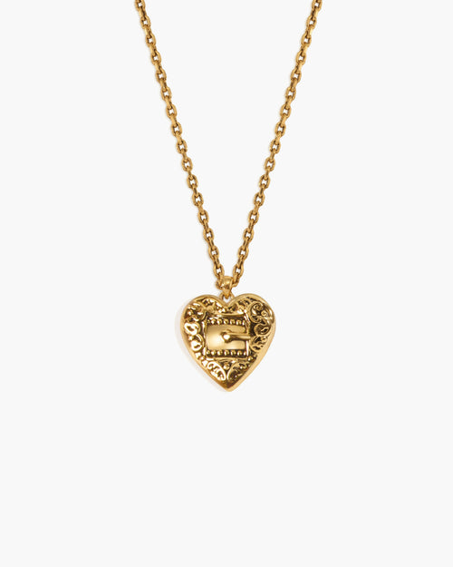 Belted Heart Necklace en route jewellery