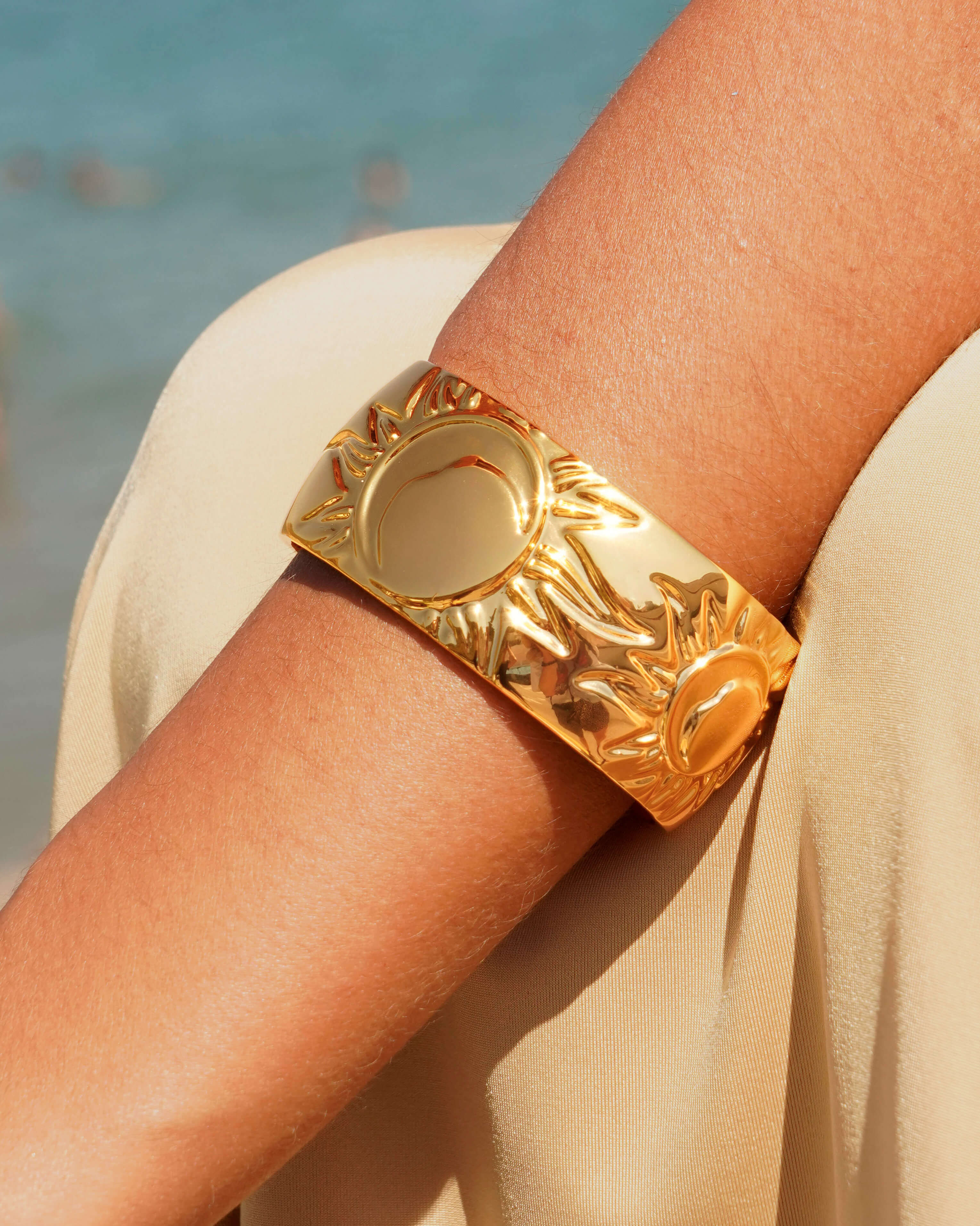 Sirius Bangle en route jewellery