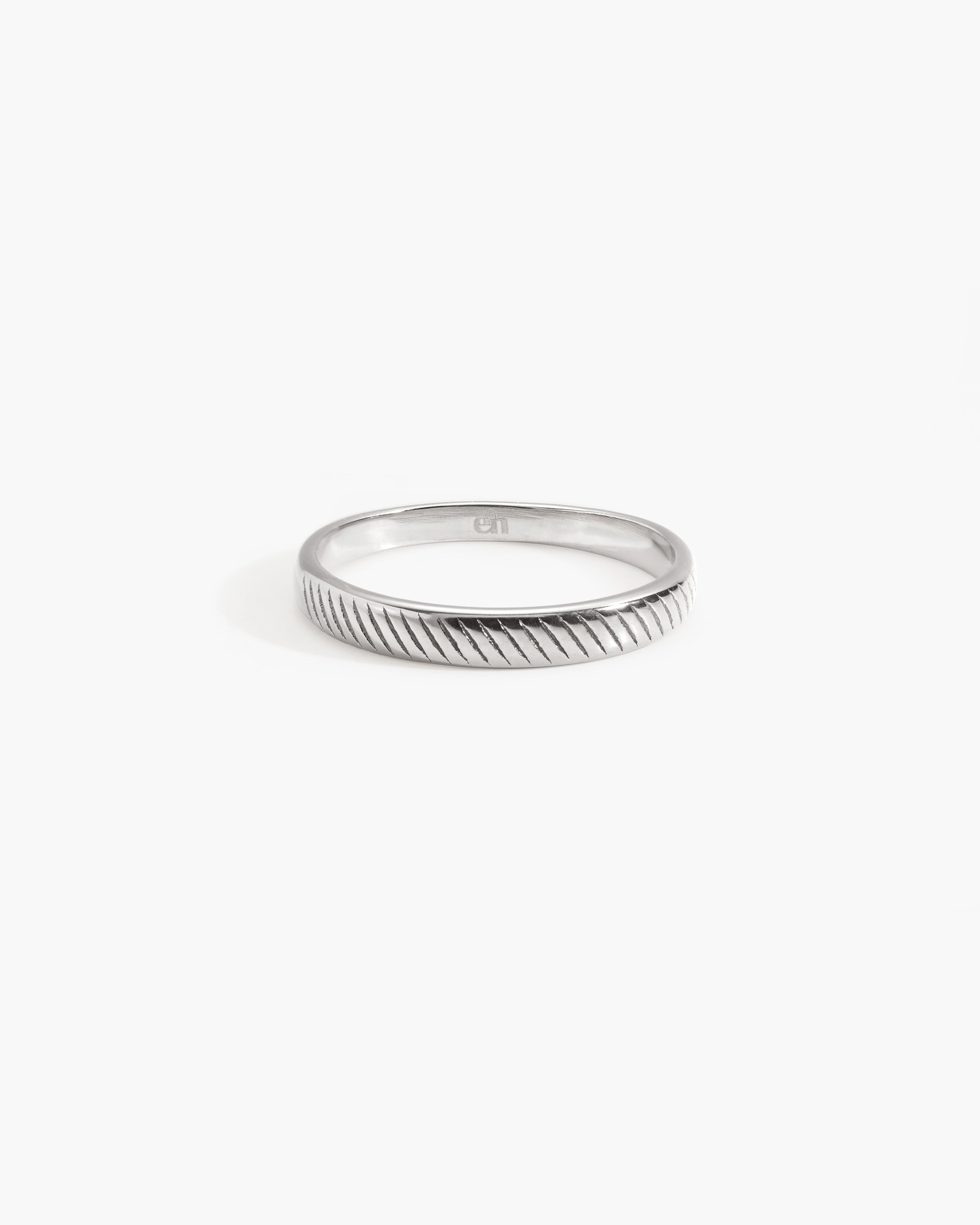 Silver Twill Ring en route jewellery