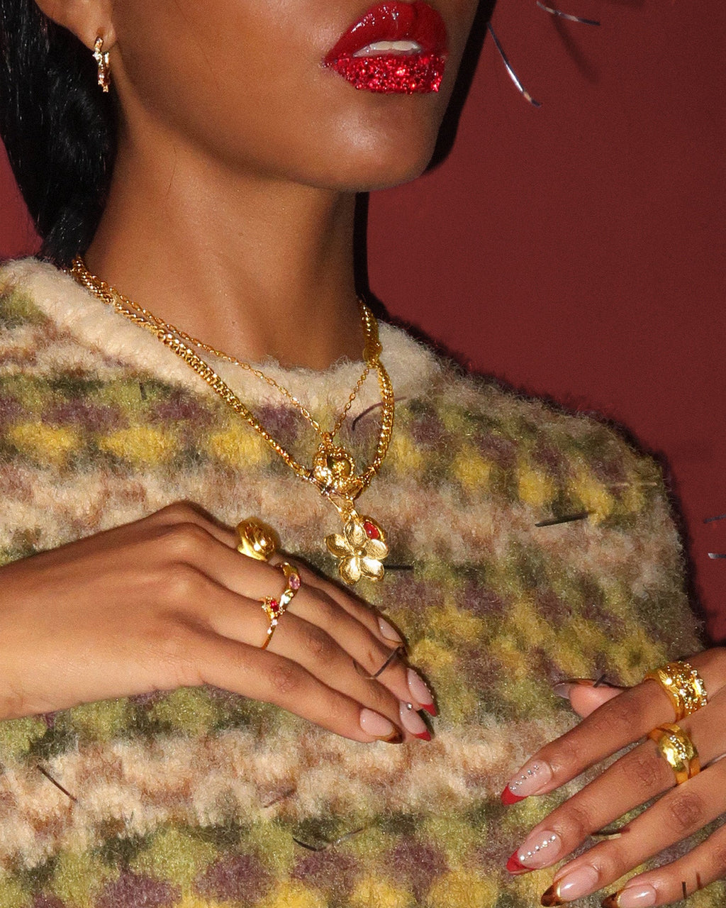 Textured Floral Pendant in Gold en route jewellery