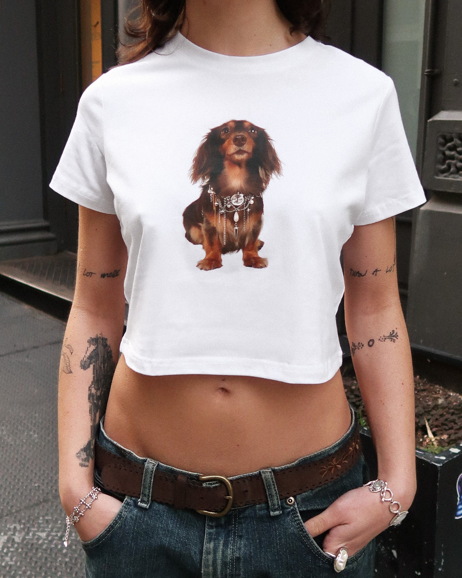 The Puppy Tee en route jewellery