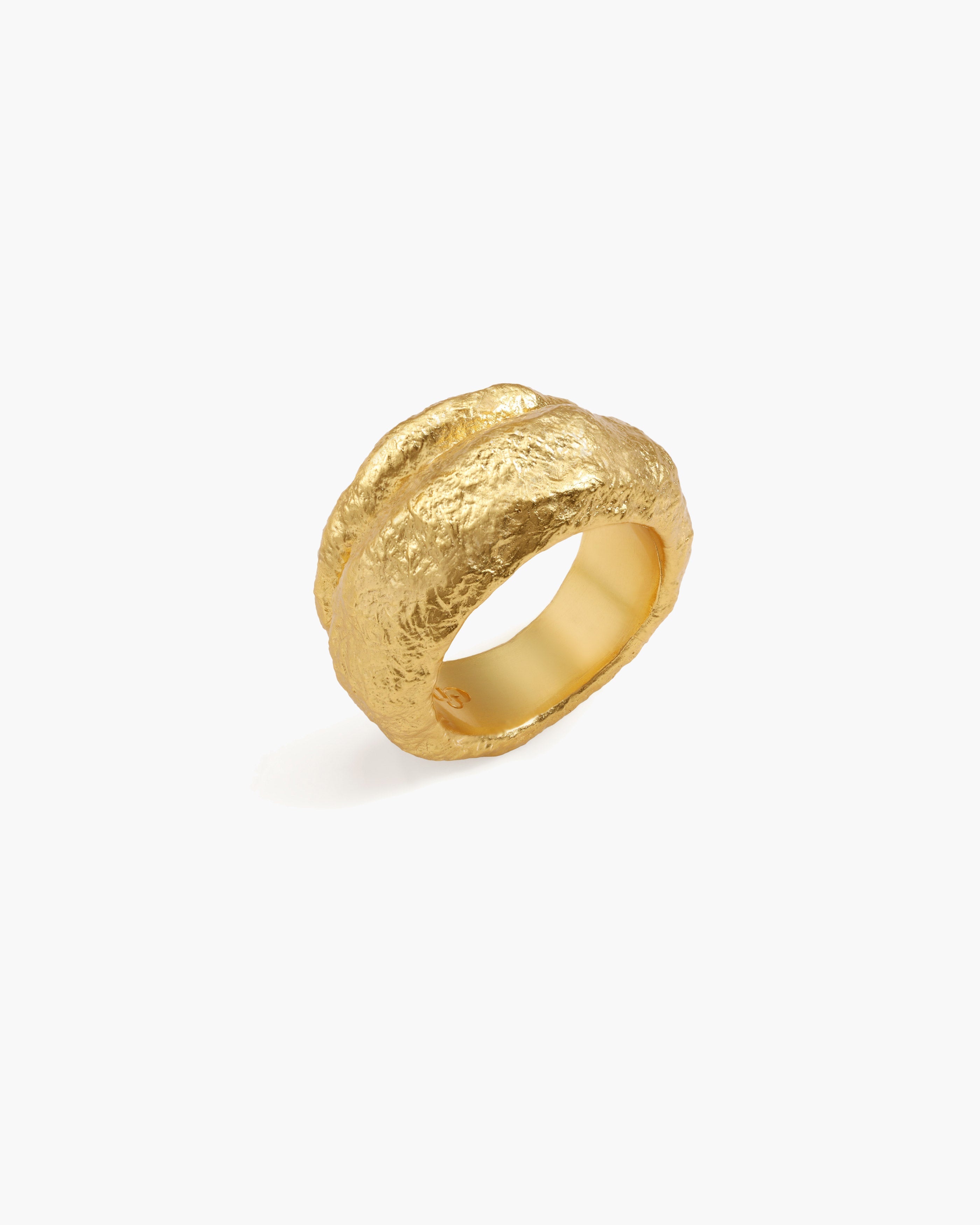 Mila Ring en route jewellery