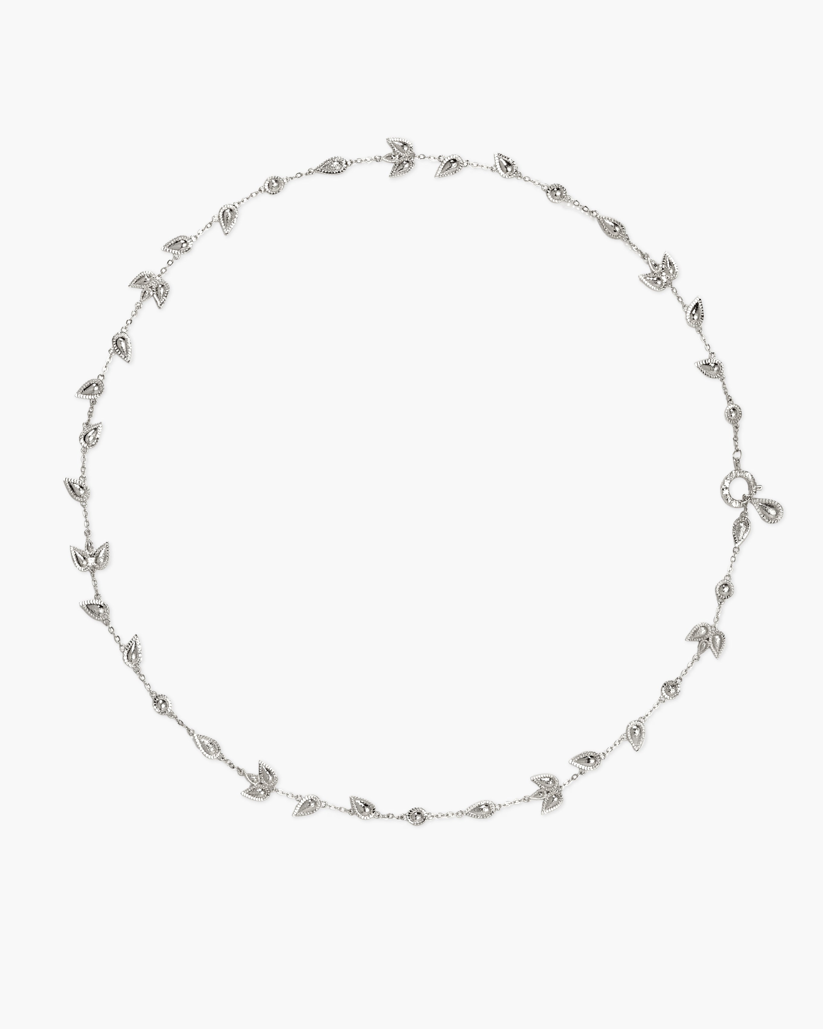 Petal Chain in Silver en route jewellery