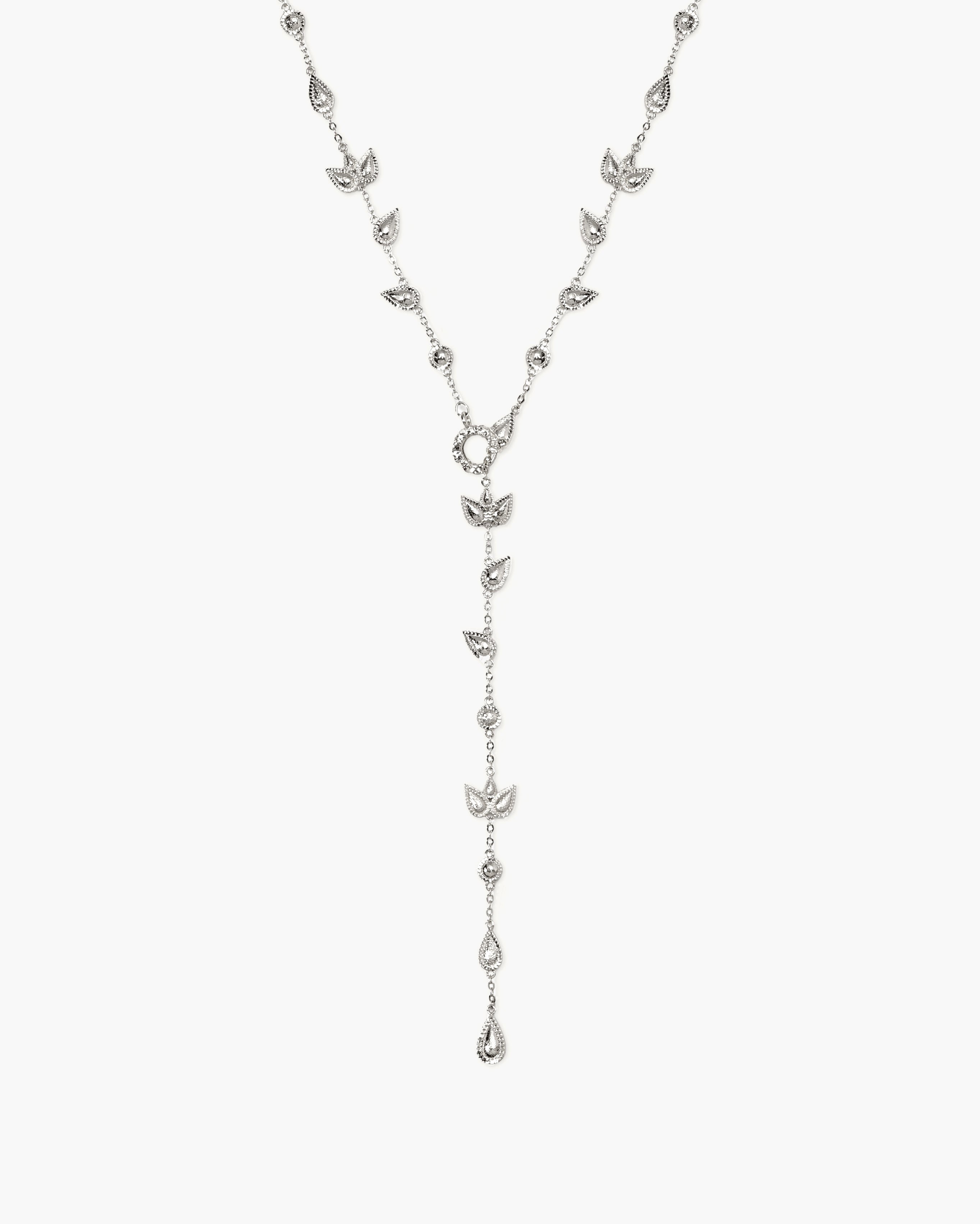 Petal Chain en route jewellery