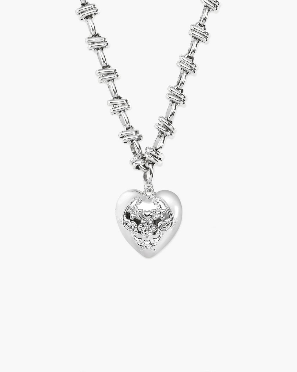 Secret Keeps Openable Heart Necklace in Silver en route jewellery