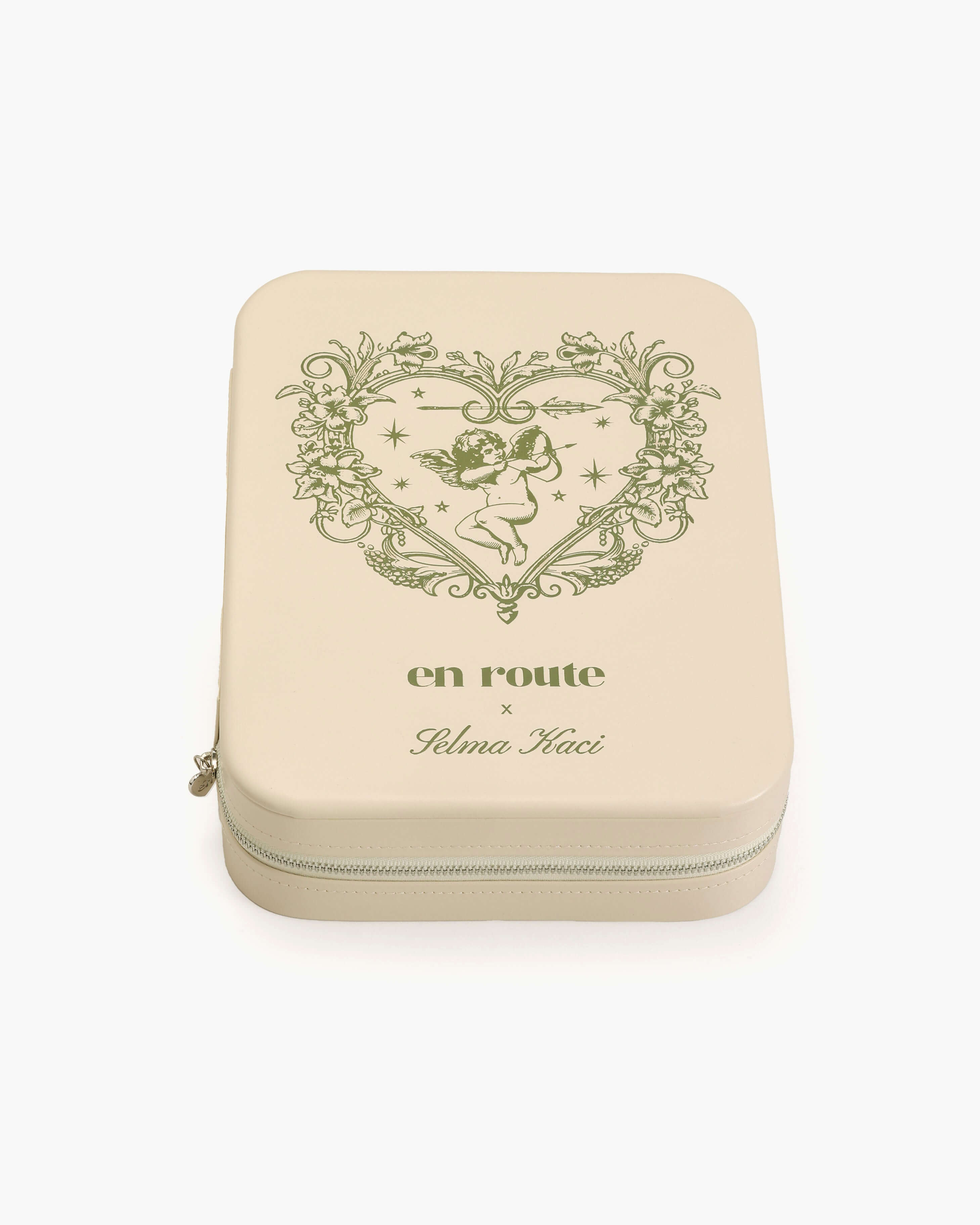 Isola Heart Jewelry Box in Olive en route jewellery