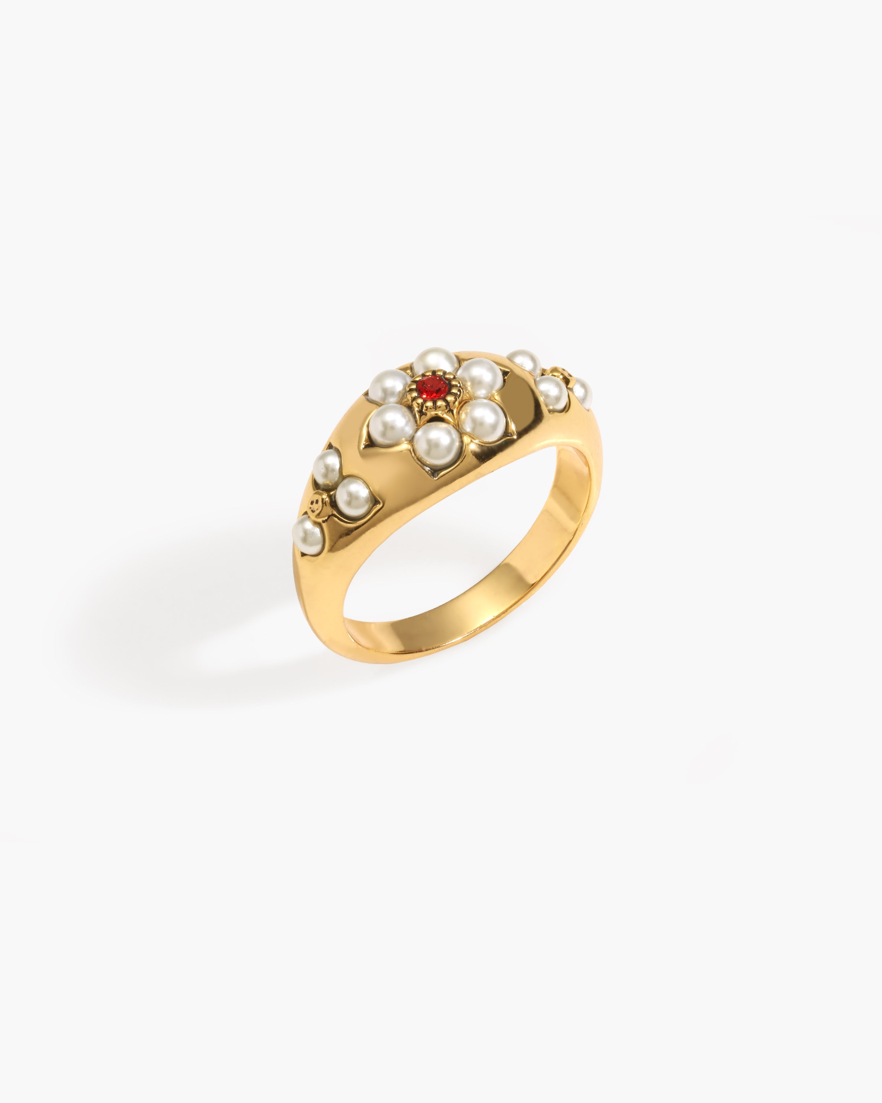 Heirloom Ring en route jewellery