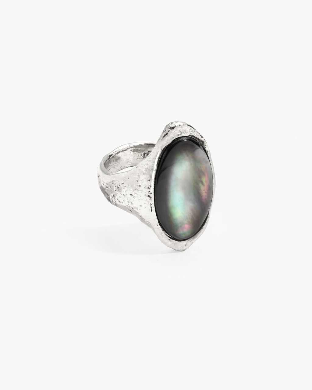 Midnight Oval Shell Ring in Silver en route jewellery