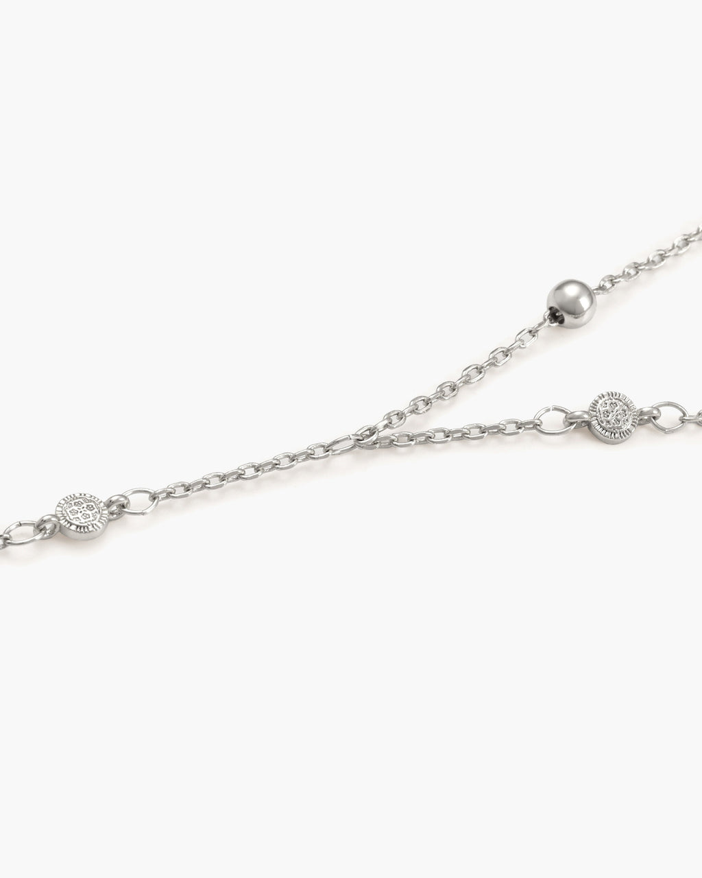 Hojas Coin Hand Chain Bracelet in Silver